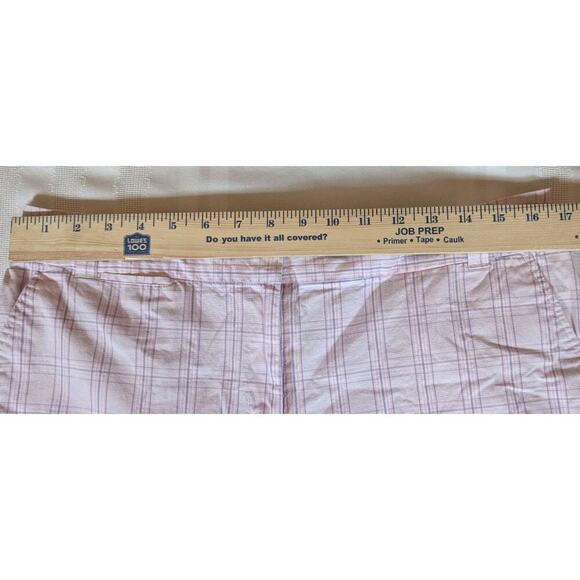 IZOD Shorts Womens 12 Pink Plaid Golf Performance Country Club Sports Athleisure - Picture 10 of 10